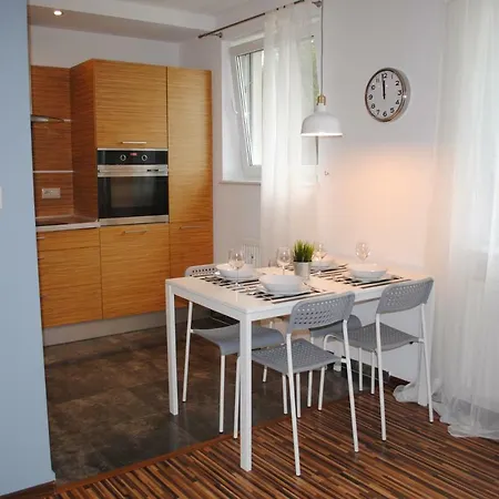 Mt Apartments Nowy Tomysl Exterior photo